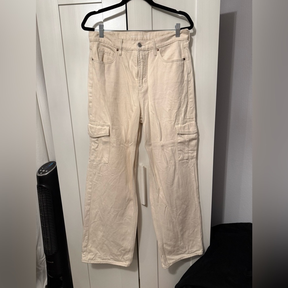 Old navy cream jeans with side pockets